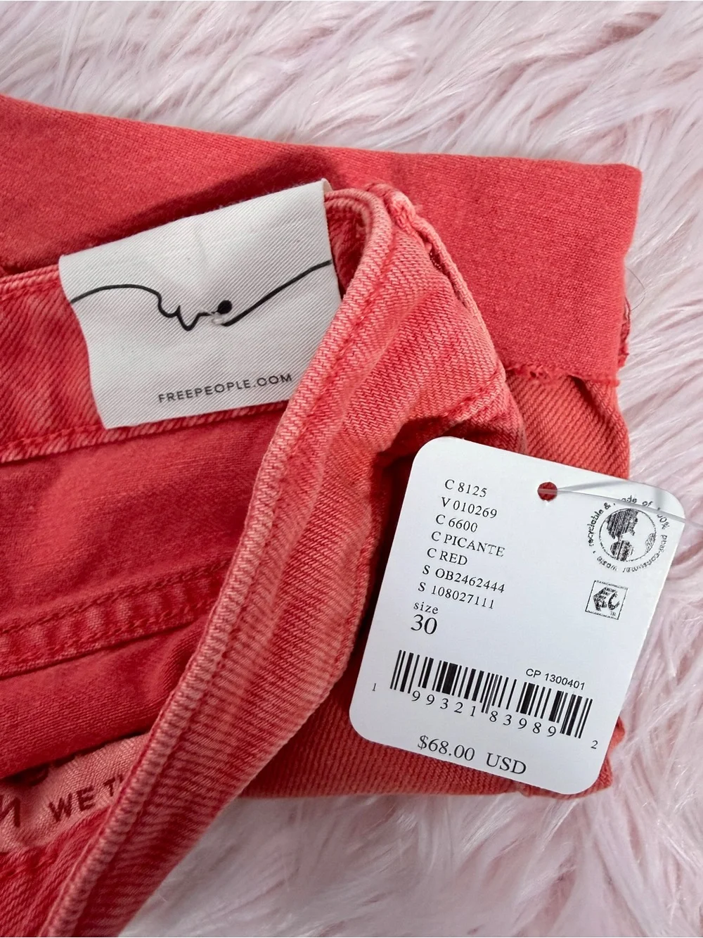NWT We The Free picante red cali cuffed shortie shorts size 30